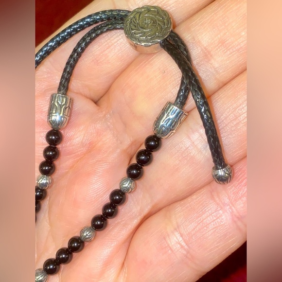 Black and 925 Sterling Silver Beaded Bracelet with Cross Pendant - Picture 4 of 7